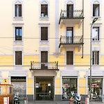 Charming Courtyard House In The Heart Of Milan